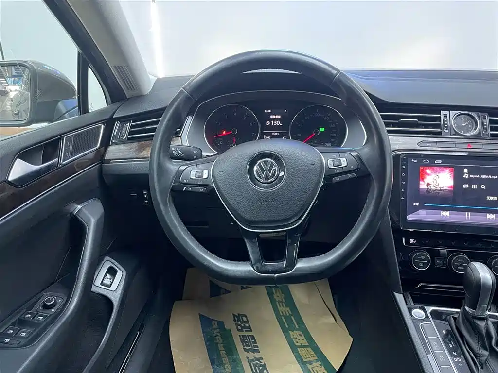 Volkswagen Magotan 2018 330TSI DSG Luxury фото 22