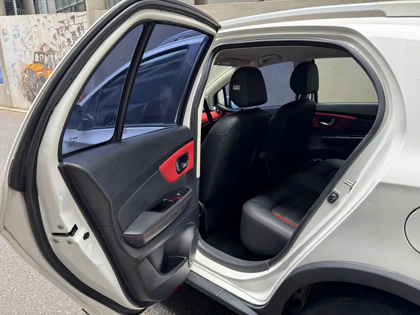 Haval H1 2016 Blue Label 1.5L AMT Luxury фото 8
