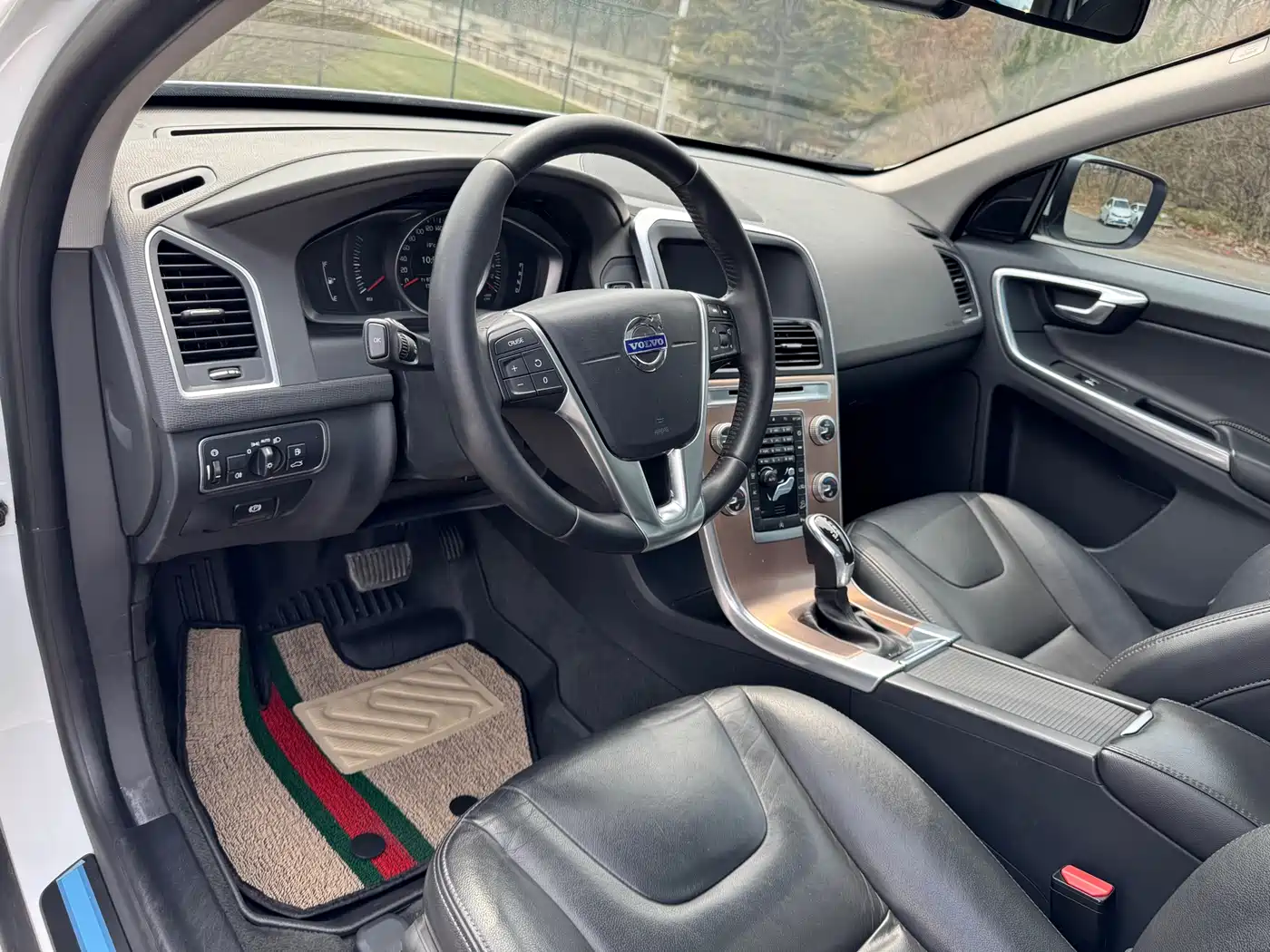 Photo 9 - Volvo XC60