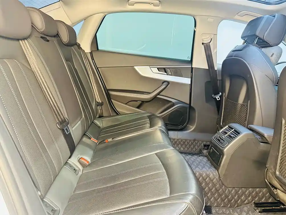 Audi A4L 2022 40 TFSI Luxury Dynamic фото 8