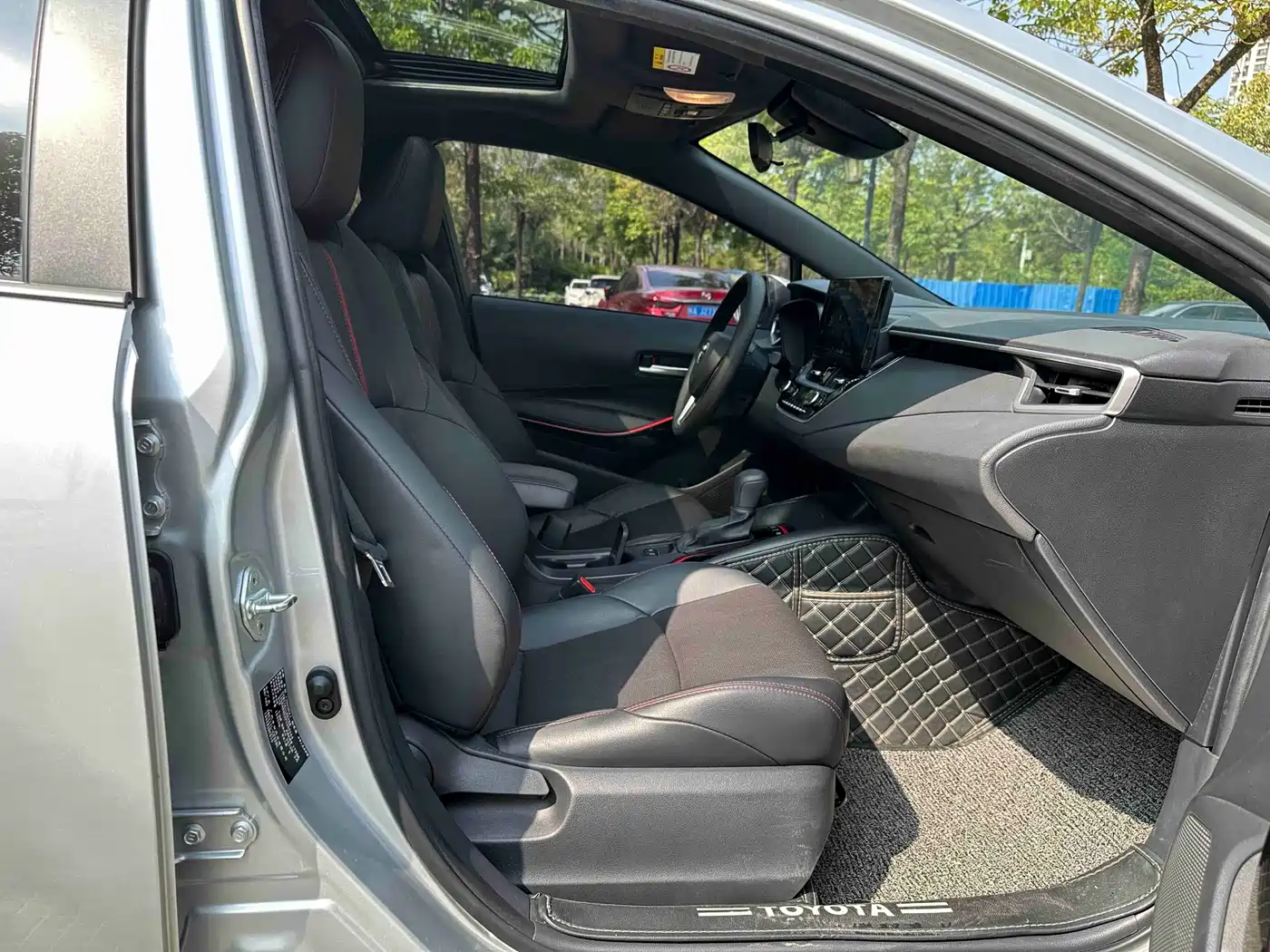 Toyota Levin 2022 Dual Engine 1.8H E-CVT Sport Edition фото 14