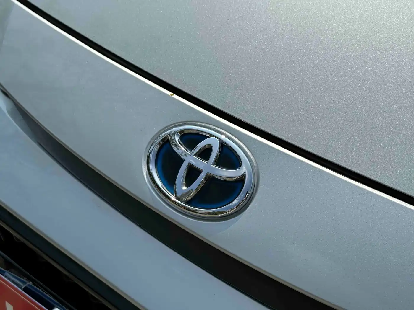 Toyota Levin 2022 Dual Engine 1.8H E-CVT Sport Edition фото 32