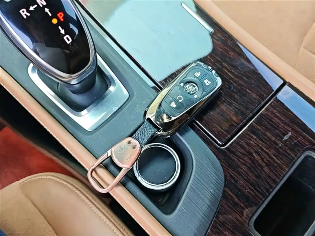 Buick LaCrosse 2019 28T Elite Edition фото 9