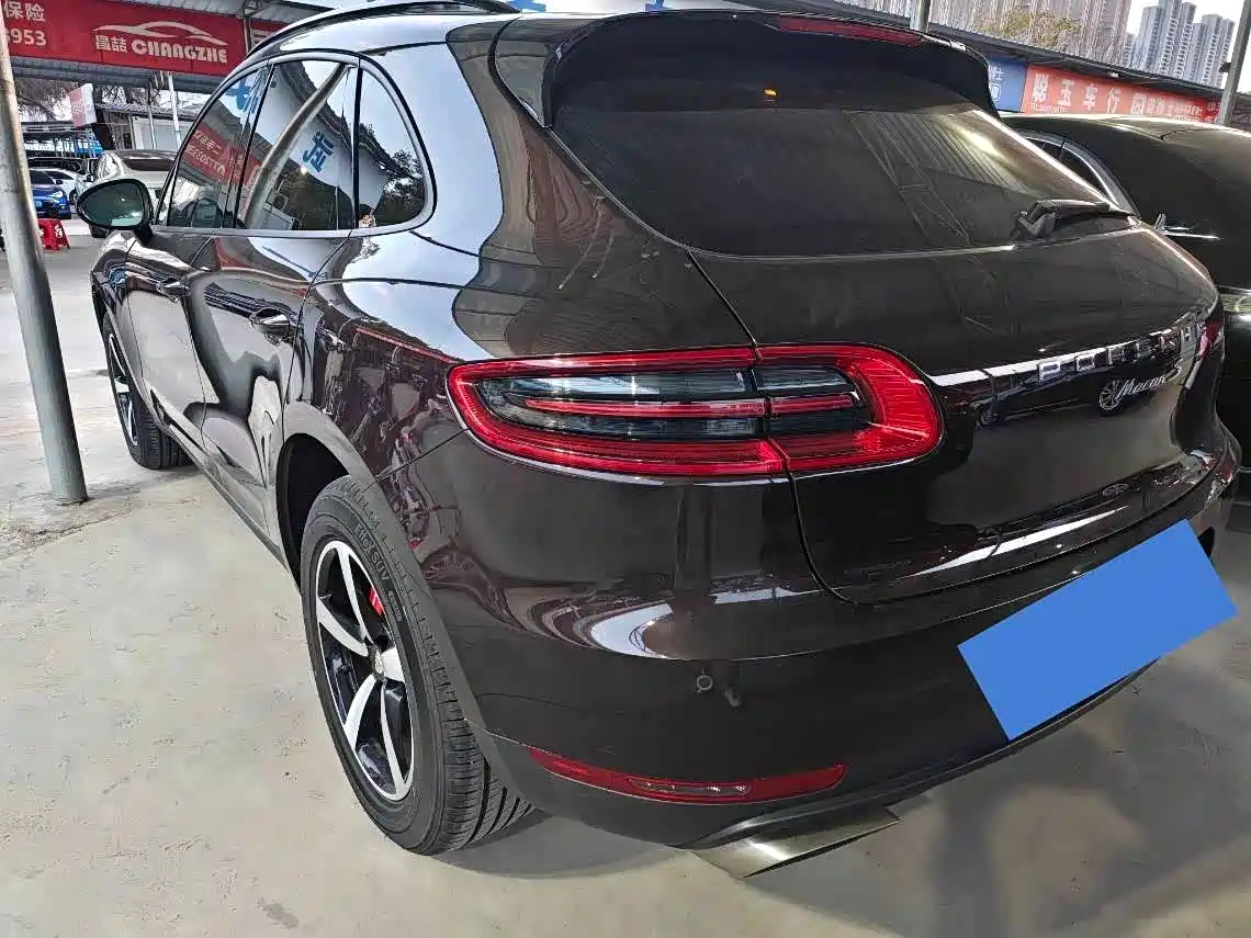 Porsche Macan 2017 Macan 2.0T фото 13