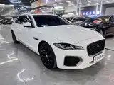 Photo 3 - Jaguar XFL