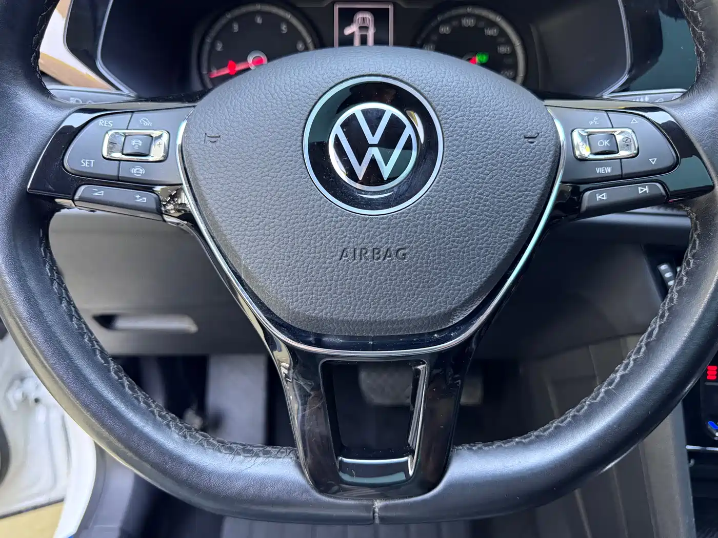 Volkswagen Tharu 2021 Model 280TSI 2WD Luxury Edition фото 21