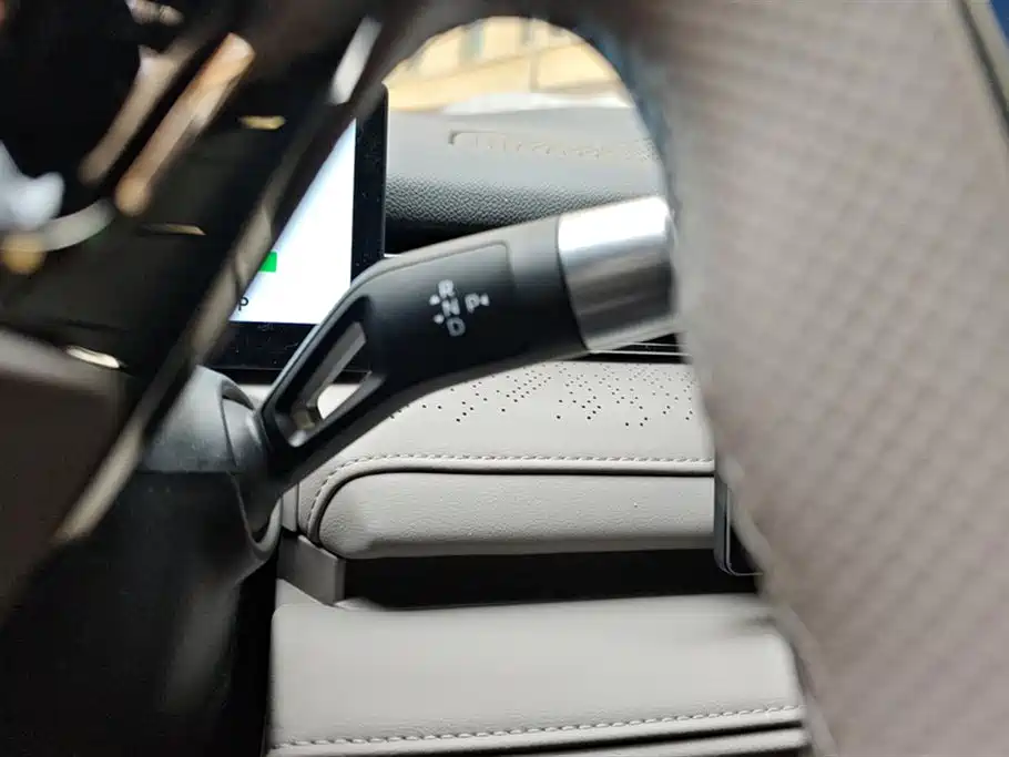 GEELY GALAXY GALAXY SPARKLE 8