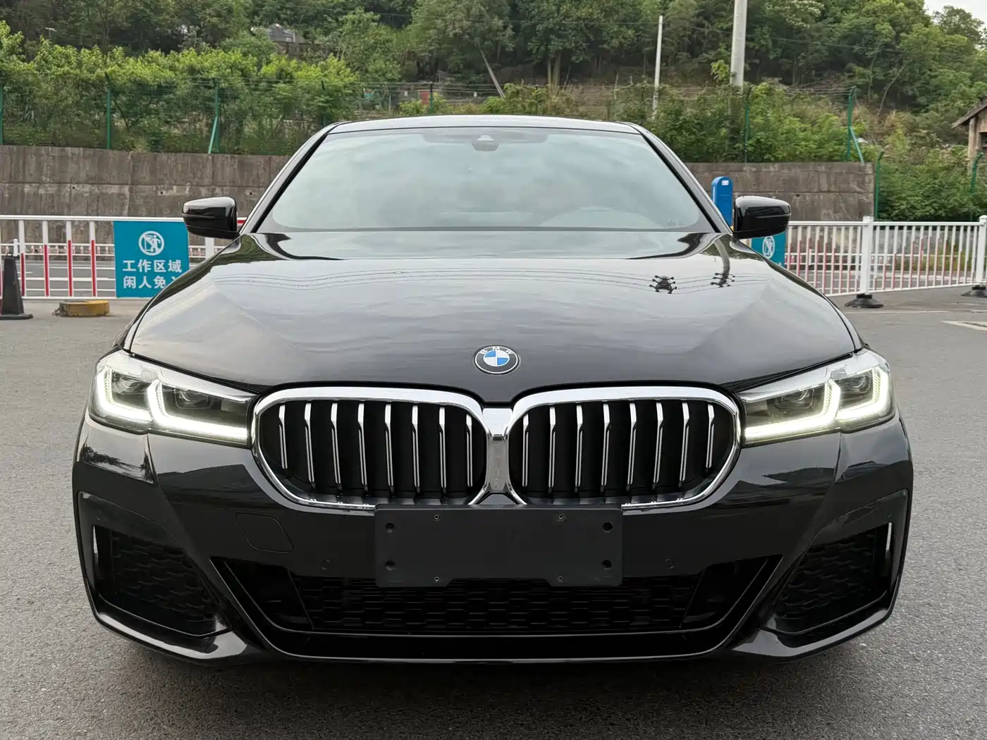 BMW 5 Series 2021 530Li Leading M Sport Package фото 2
