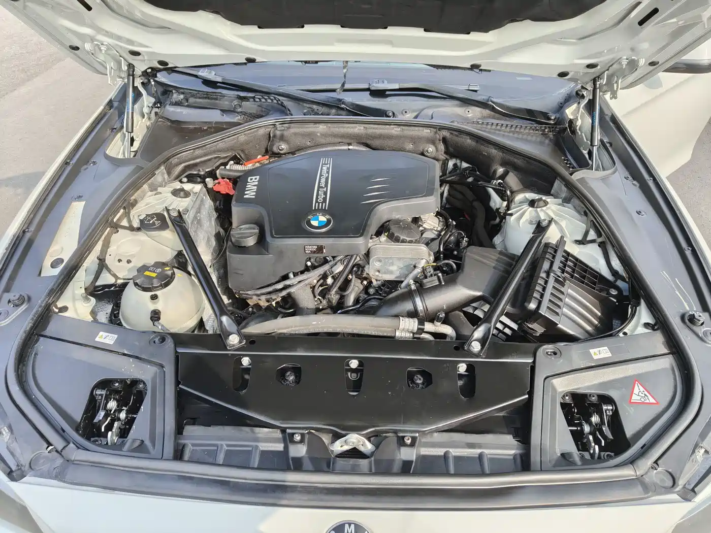 BMW 5 Series 2014 525Li Luxury Design Package фото 21