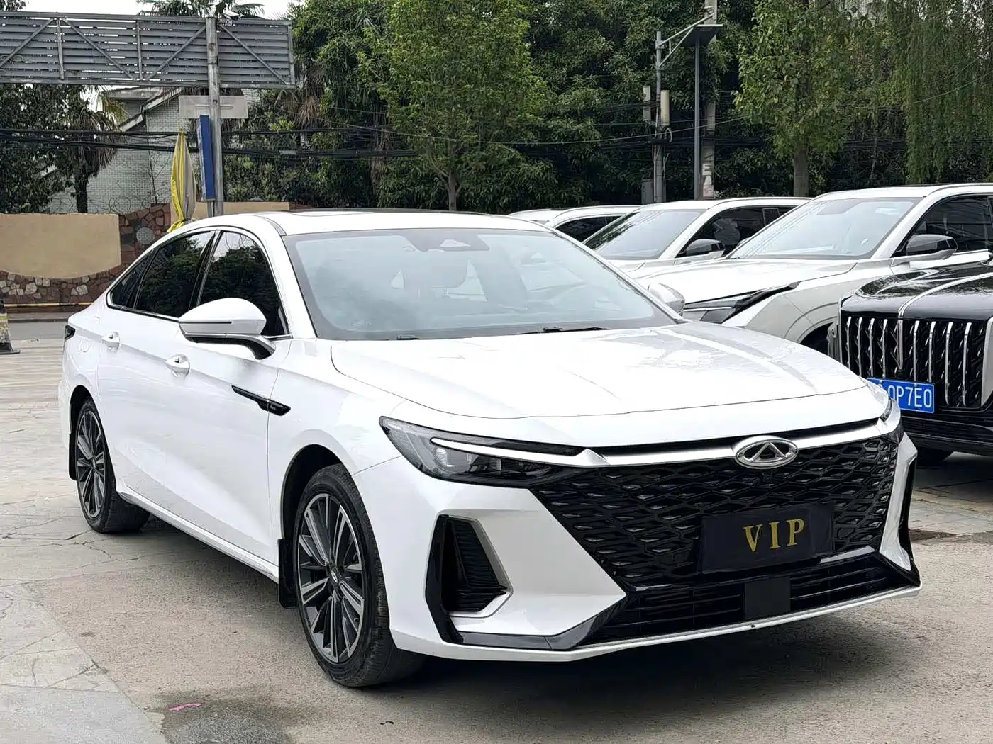 CHERY ARRIZO 8