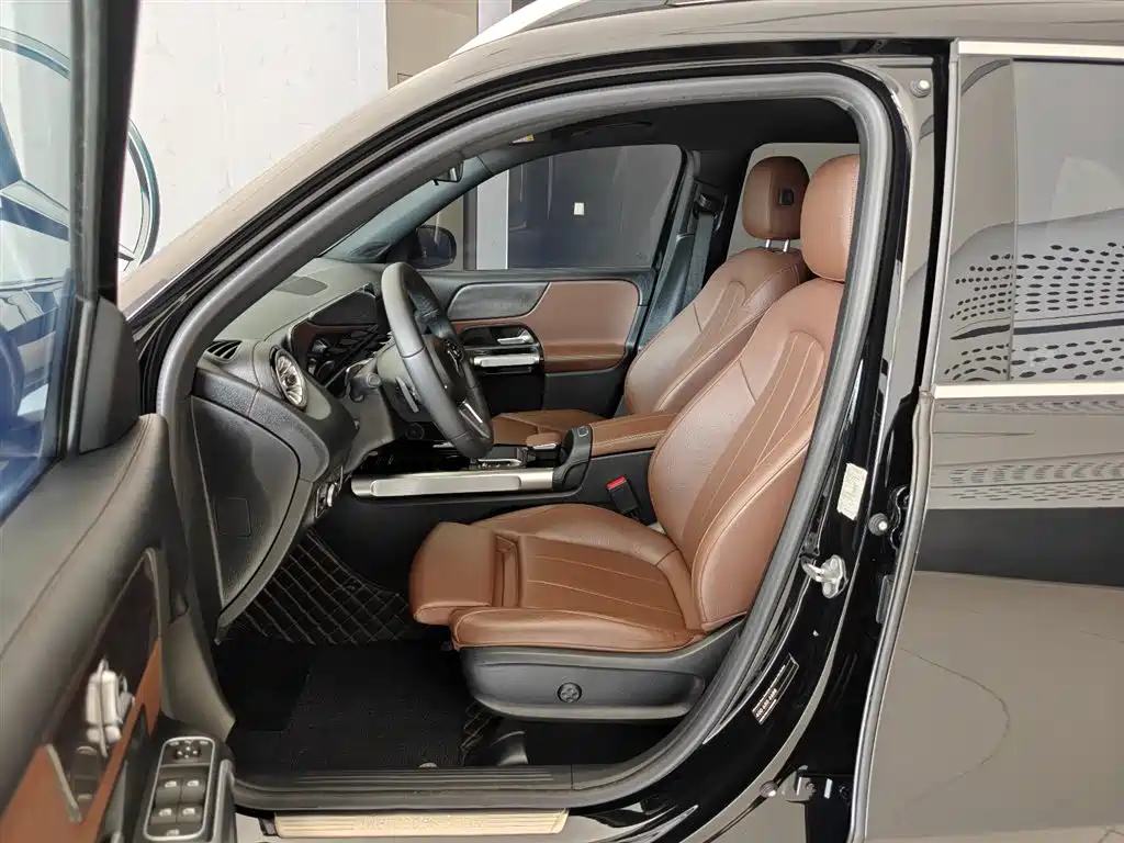 Mercedes-Benz GLB 2023 GLB 220 Dynamic фото 5