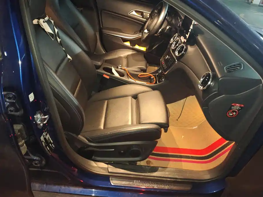 Mercedes-Benz GLA 2019 GLA 200 Dynamic фото 8