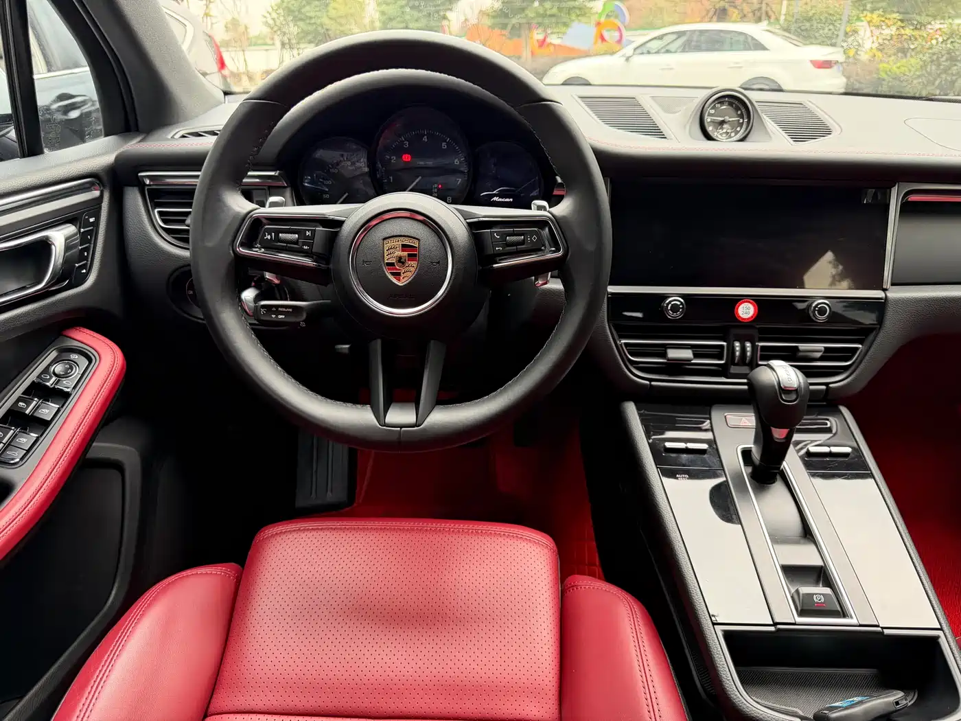 Porsche Macan 2023 Macan 2.0T фото 4