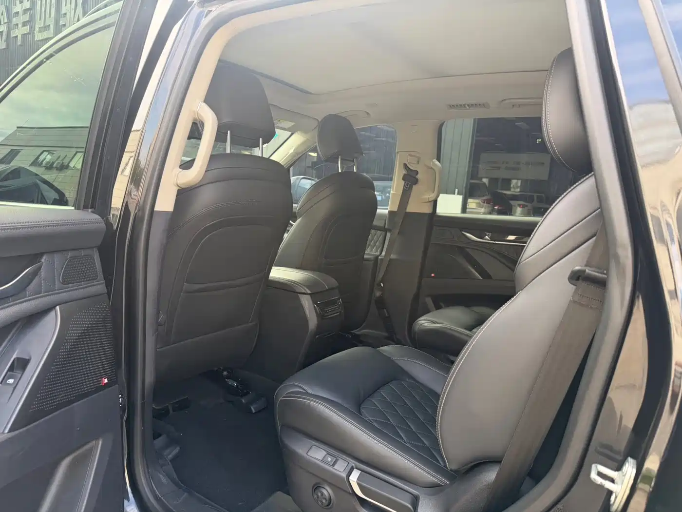 Maxus D90 Pro 2021 2020 2.0T Diesel 4WD Enjoyment 6-seater
