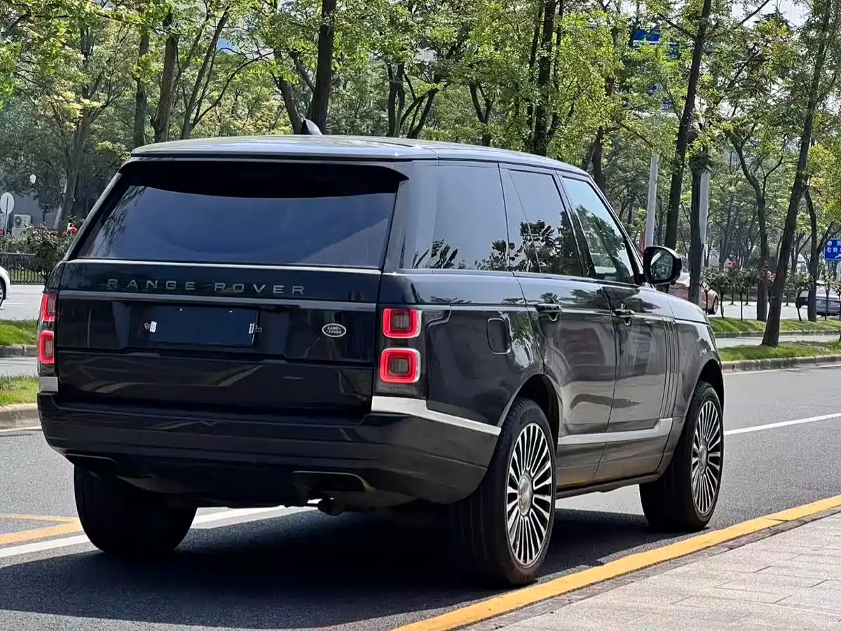 Land Rover Range Rover 2018 3.0 SC V6 Vogue Heritage Edition фото 5