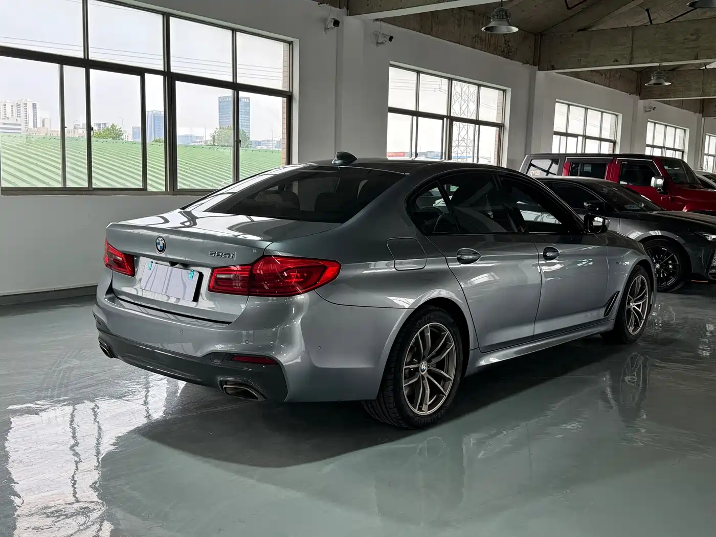BMW 5 Series (Import) 2019 525i M Sport Package фото 4