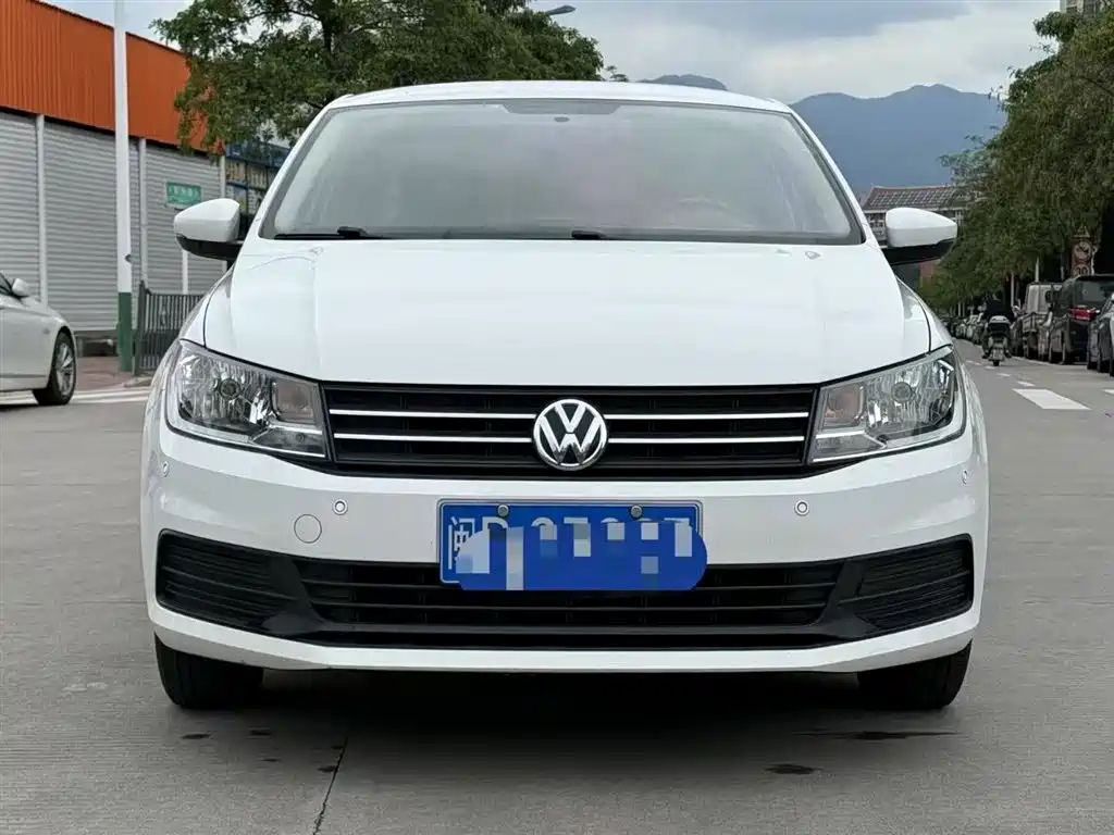 Volkswagen Santana 2016 1.6L Automatic Trend Edition фото 2
