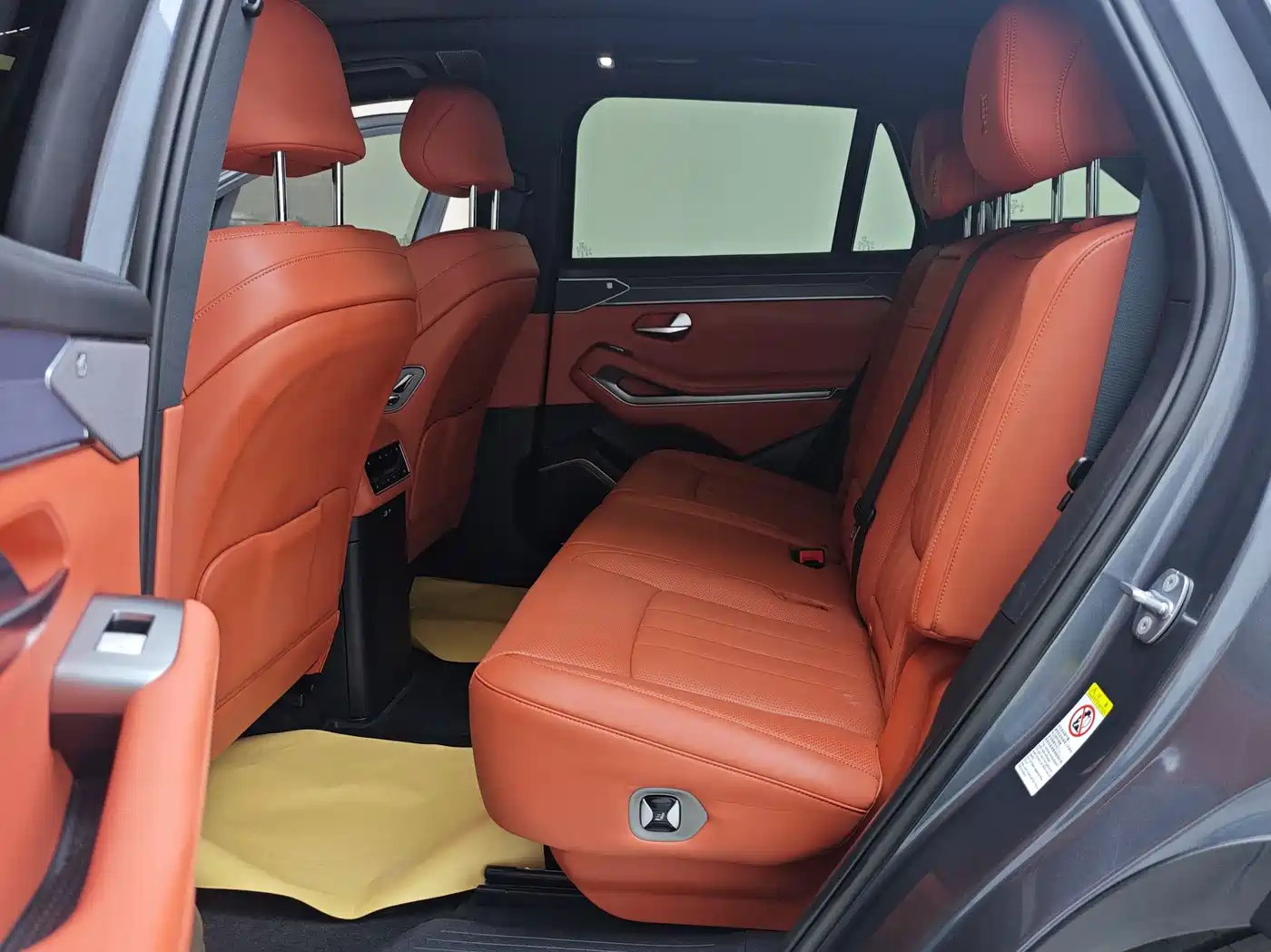 BYD Tang L 2025 DM 175KM Drone Player Edition фото 11