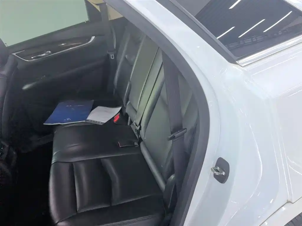 Cadillac XT5 2018 25T Luxury фото 17