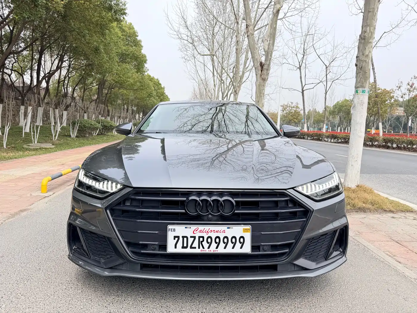 Audi A7 2023 Model 45 TFSI Premium Selection Edition фото 2