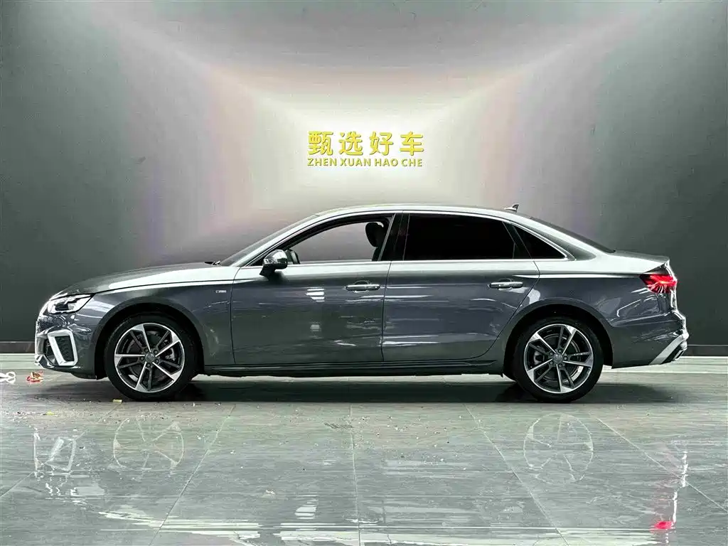 Audi A4L 2020 40 TFSI Fashion Dynamic Edition фото 3