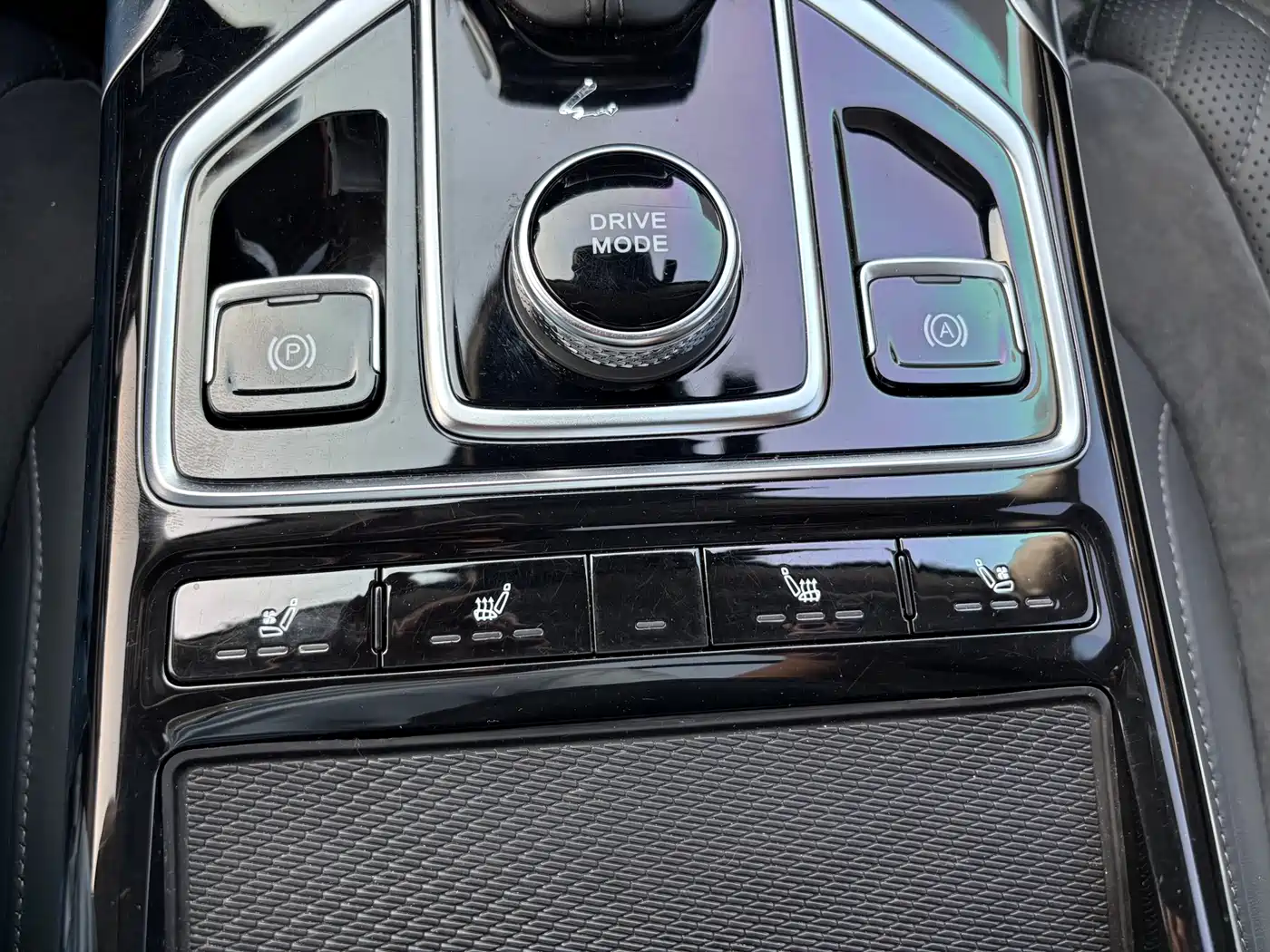 Hongqi HS5 2022 2.0T Smart Connect Premium Edition фото 16