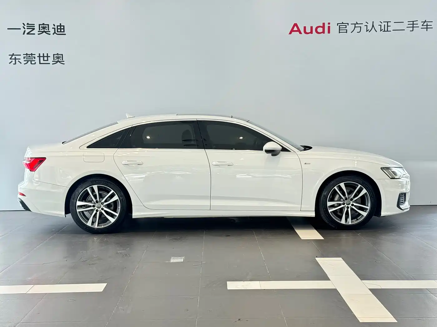 Audi A6L 2019 40 TFSI Luxury Dynamic фото 3