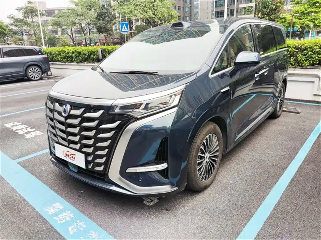 Denza D9 2025 Model DM-i Smart Drive Edition 1020 AWD Flagship