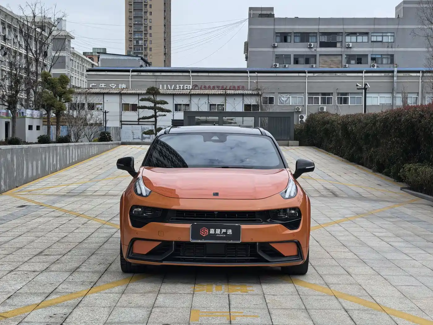 LYNK & CO. 02 HATCHBACK