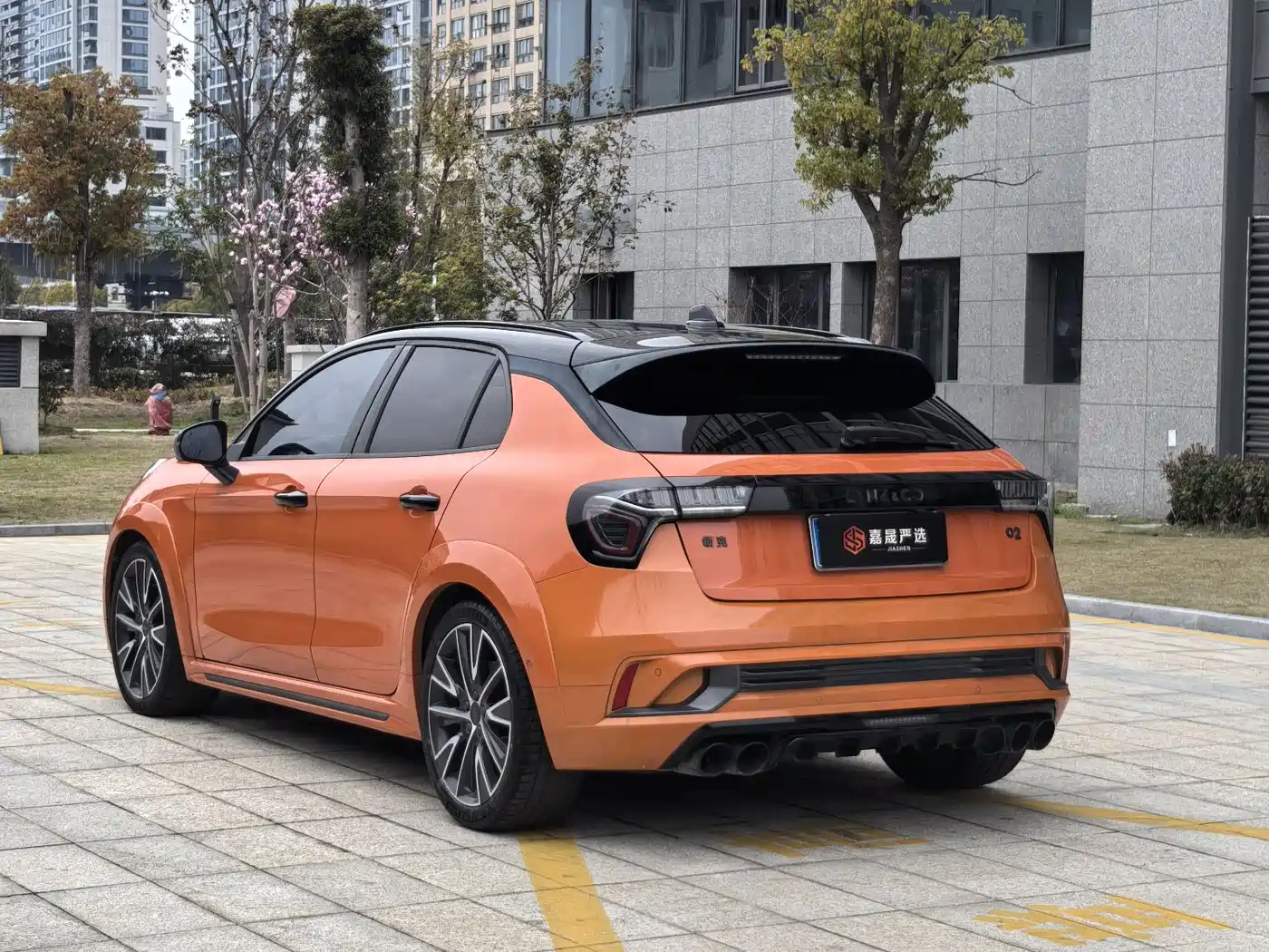 LYNK & CO. 02 HATCHBACK