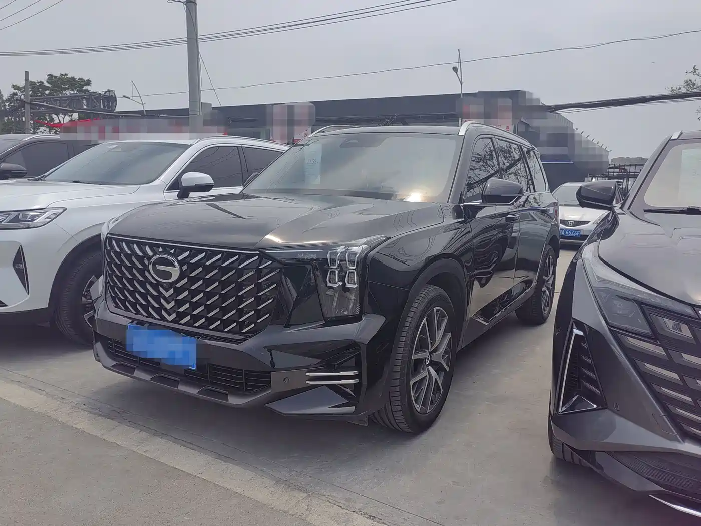 GAC Trumpchi Trumpchi GS8 2024 Navigator Series 2.0TGDI 2WD Luxury Smart Connect Edition