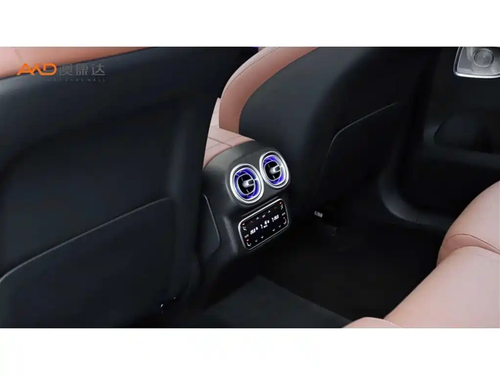 Mercedes-Benz GLC 2025 Facelift GLC 260 L 4MATIC Luxury фото 9