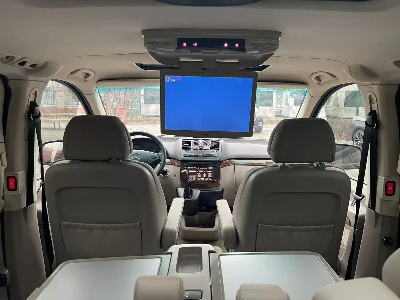 Mercedes-Benz Viano (Import) 2010 Model Viano 3.5L фото 20