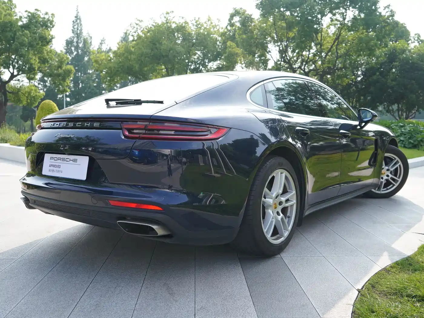 Porsche Panamera 2017 Panamera 3.0T фото 18