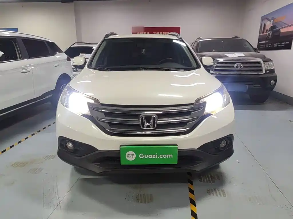Фото 3 - Honda CR-V