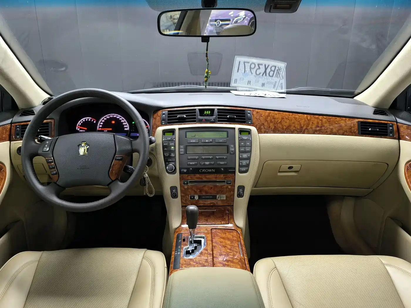 Toyota Crown 2009 2.5L Royal Special Enhanced Edition фото 8