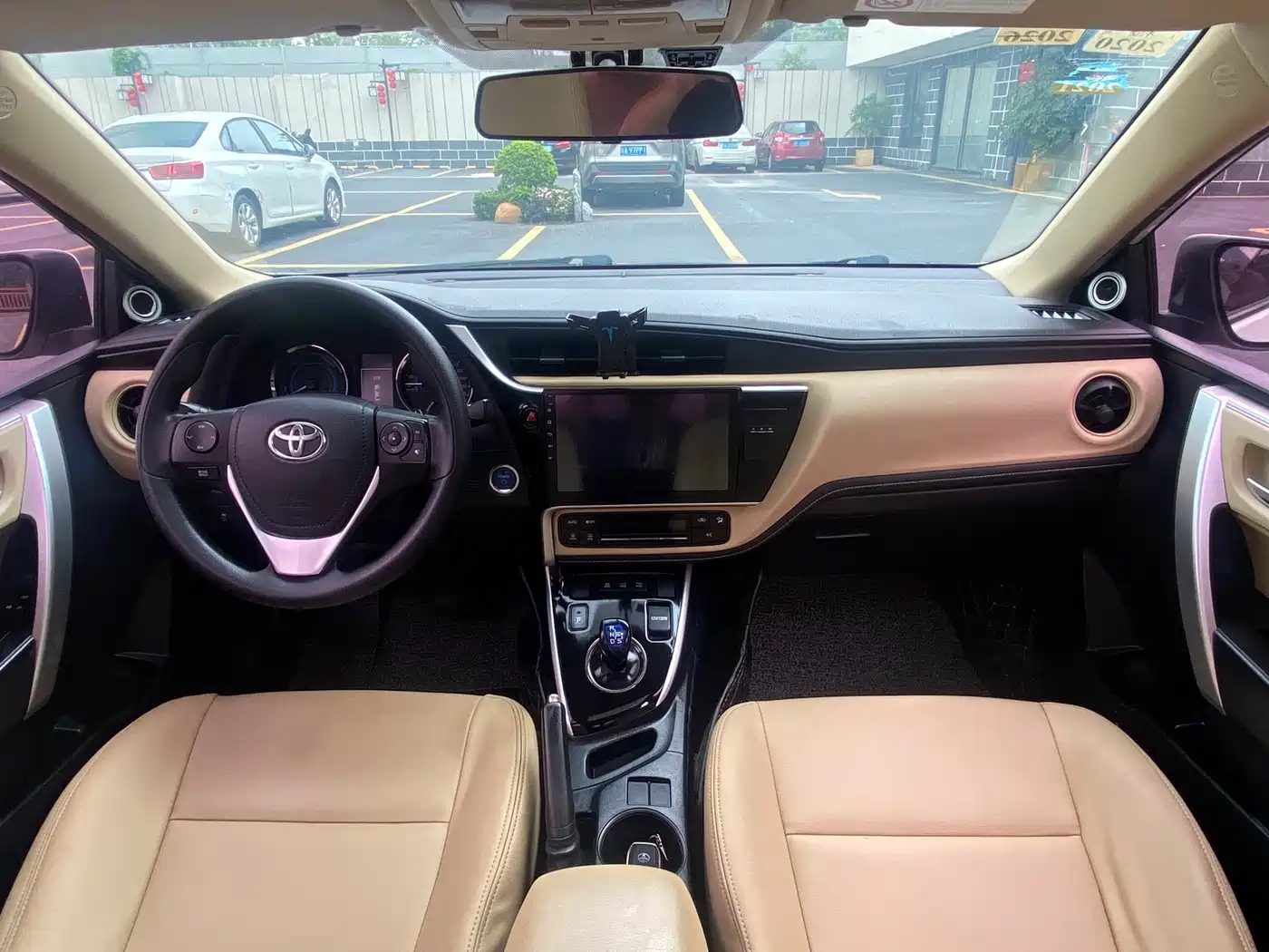 Toyota Levin 2017 Facelift Hybrid 1.8H GS E-CVT Elite Sunroof Edition China V фото 14