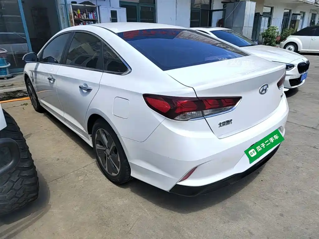 Hyundai Sonata Plug-in Hybrid 2018 2.0 PHE Smart Edition (China VI) фото 5