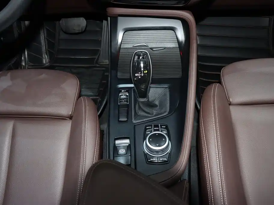 BMW X1 2021 Facelift sDrive25Li Leading фото 14