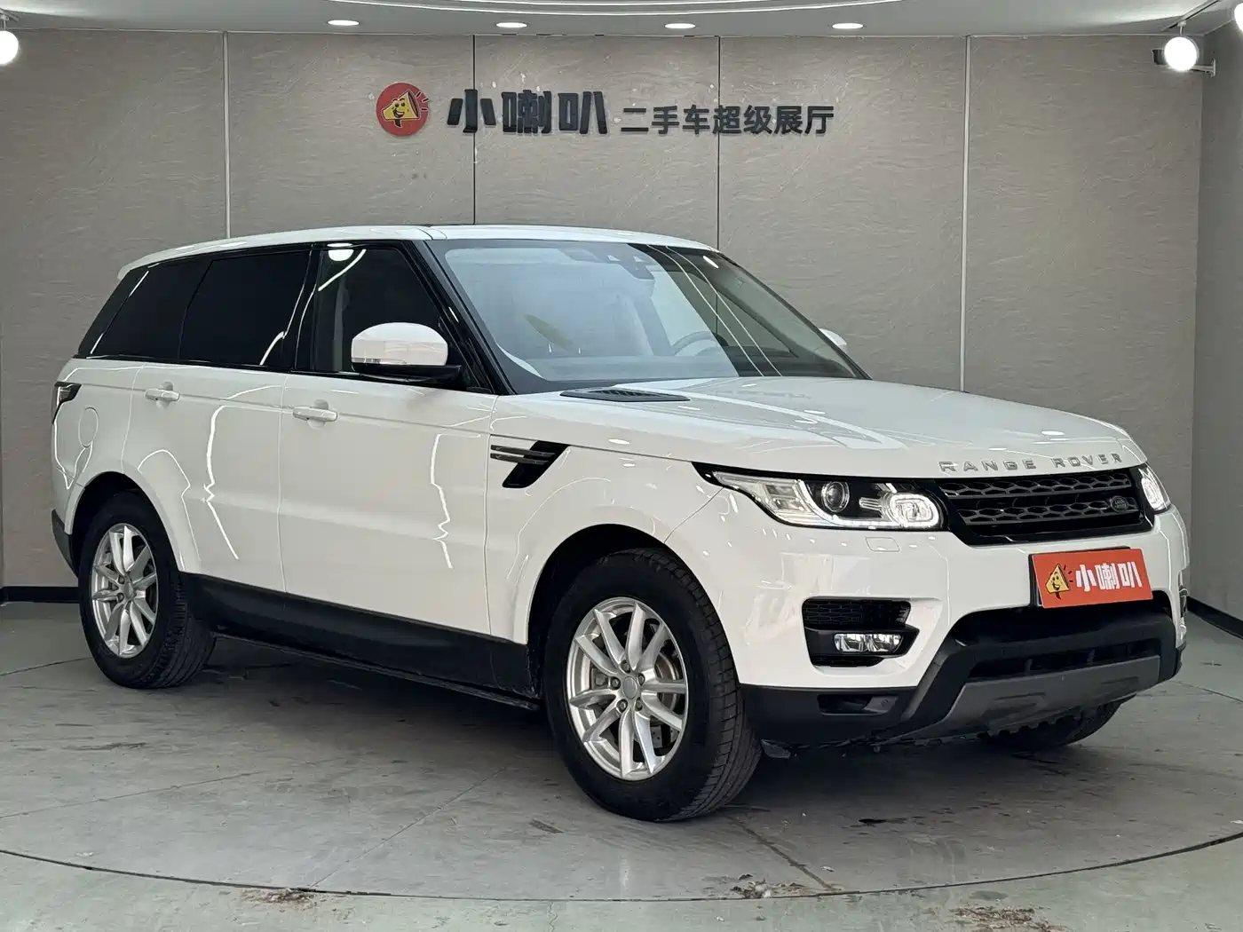 Land Rover Range Rover Sport 2017 3.0 SC V6 SE фото 6