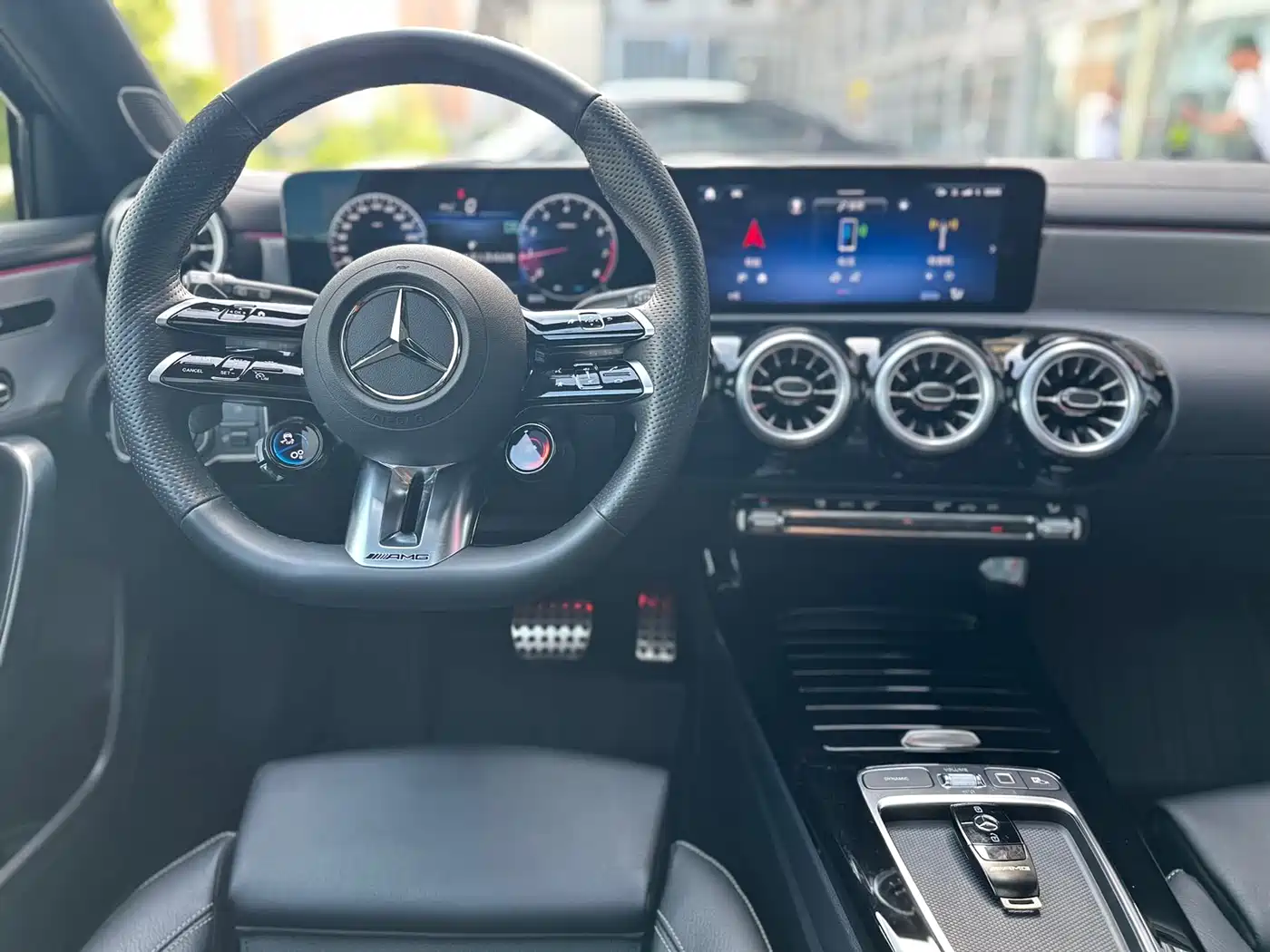 Mercedes-Benz A-Class AMG (Import) 2025 AMG A 35 4MATIC фото 12