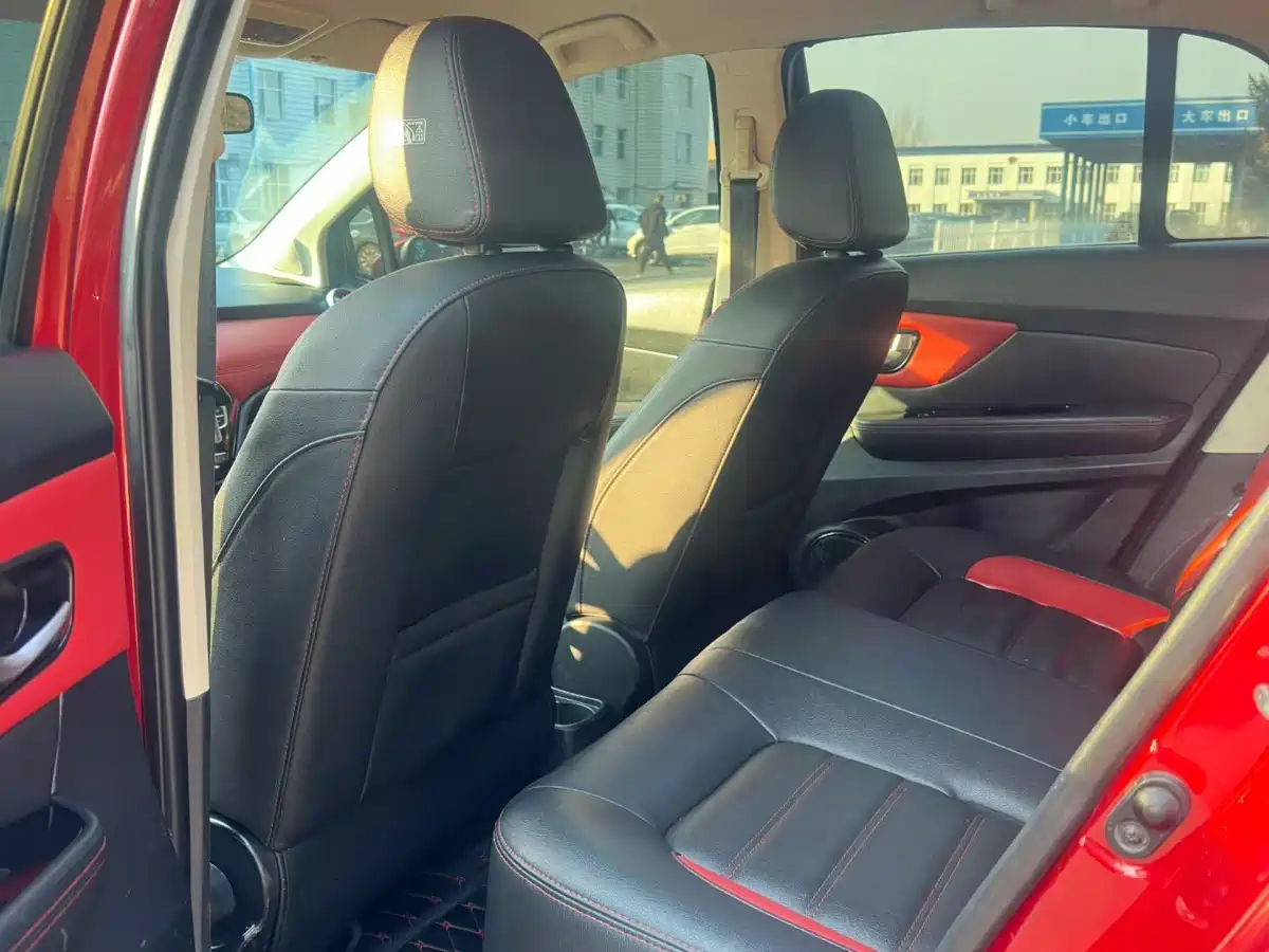 Haval H1 2015 1.5L AMT Luxury фото 6