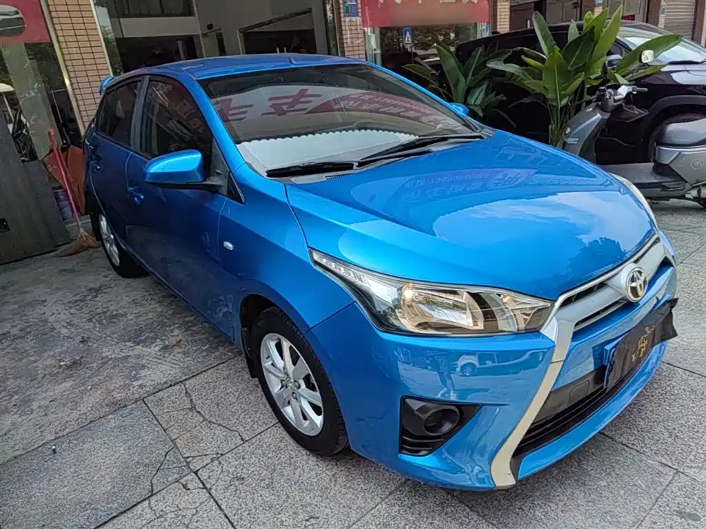 Toyota YARiS L Zhi Xuan 2015 1.5E Auto Charming Edition фото 4