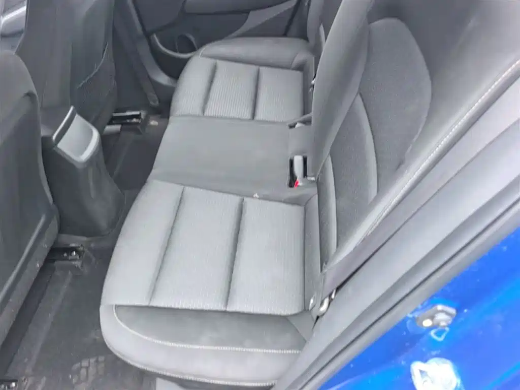 Hyundai Elantra 2016 Model 1.6L Automatic Smart Elite фото 17