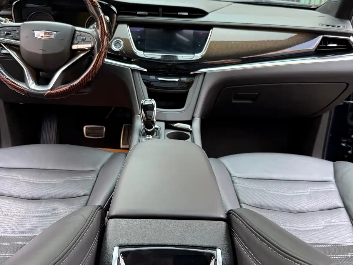 Cadillac XT6 2020 28T 6-Seater AWD Platinum Sport Edition фото 33