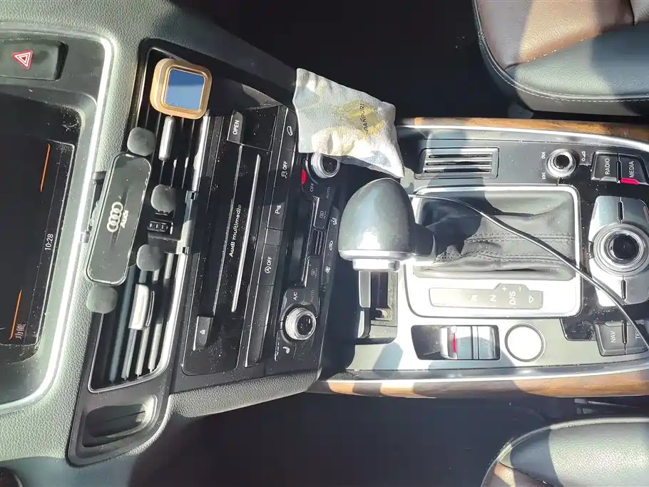 Audi Q5 2016 40 TFSI Comfort Model фото 16