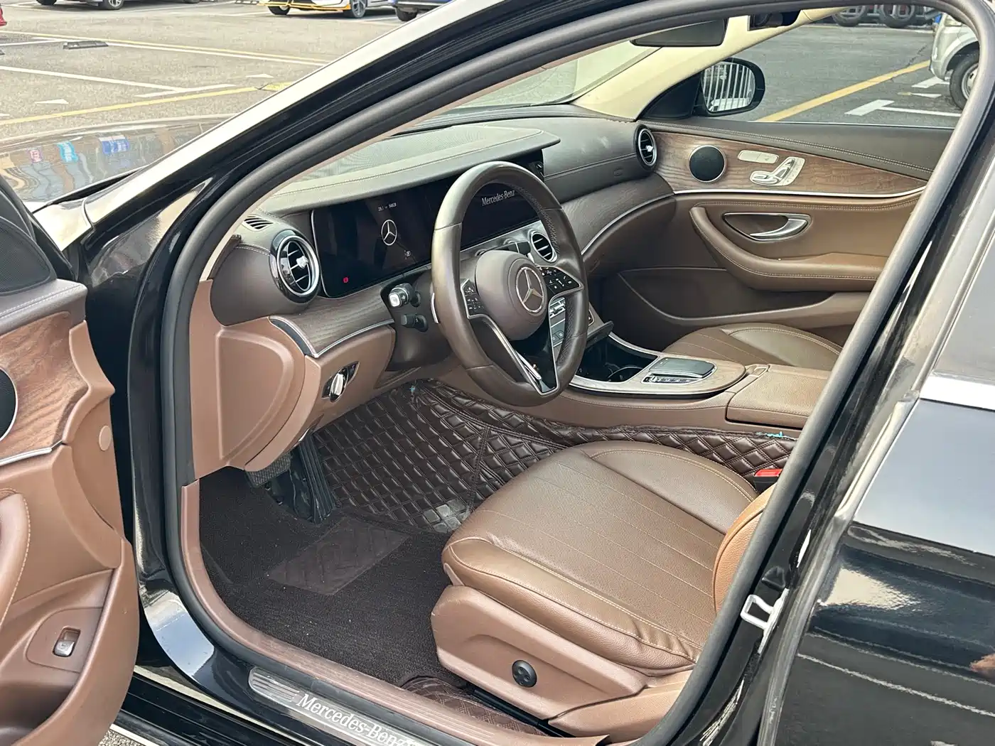 Mercedes-Benz E-Class 2021 E 300 L Fashion фото 4