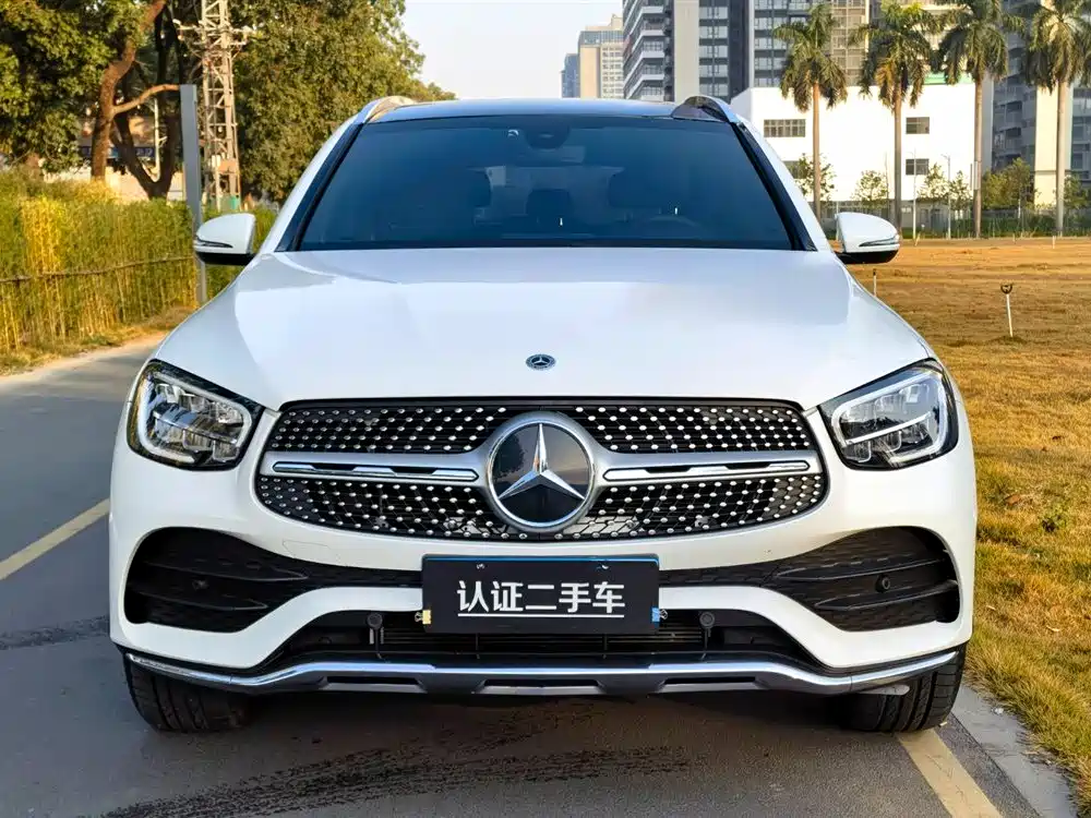 Mercedes-Benz GLC 2020 GLC 260 L 4MATIC Luxury фото 2