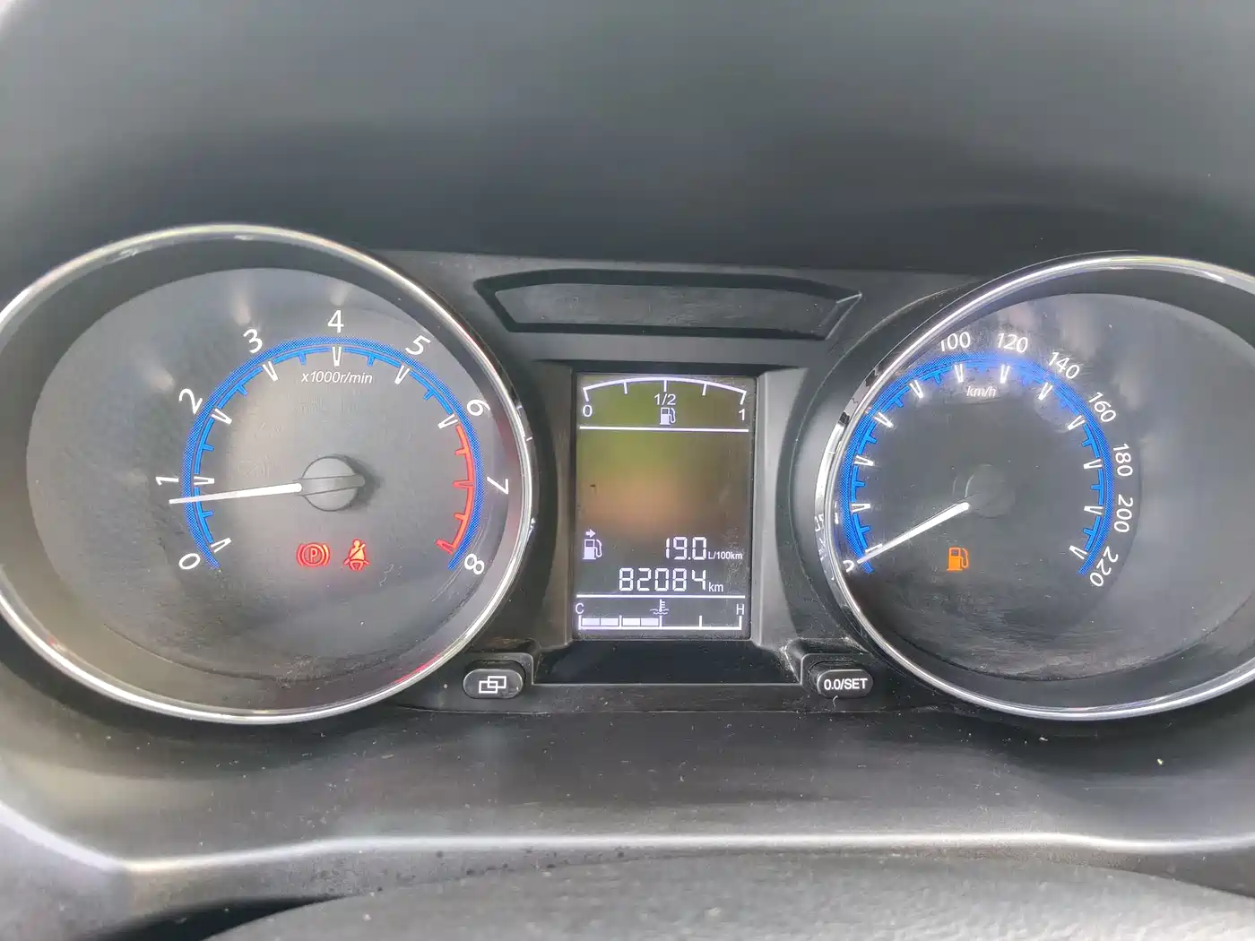 Dongfeng Fengxing Fengxing SX6 2016 2016 1.6L Manual Luxury