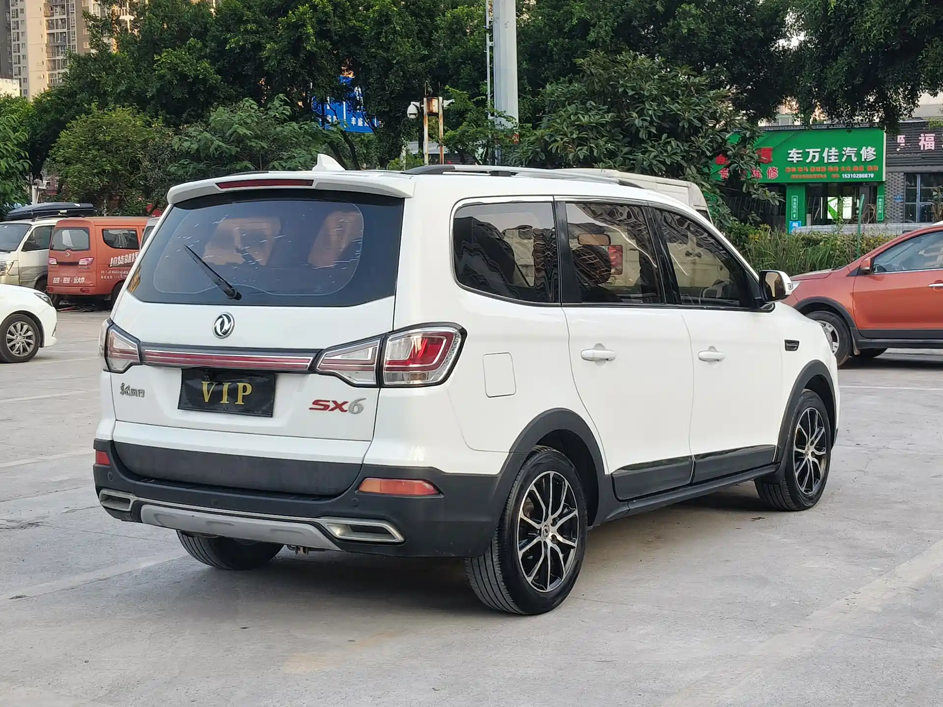 Photo 9 - Dongfeng Fengxing Fengxing SX6